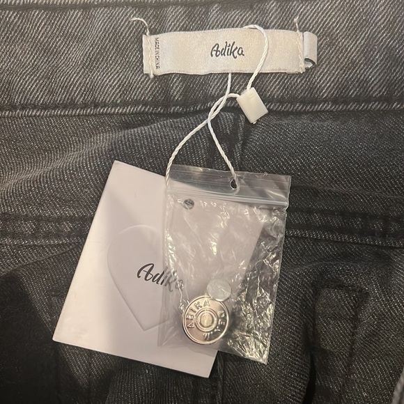 Adika Davis Distressed Black Grey Jeans Size Large NWT - Picture 7 of 11